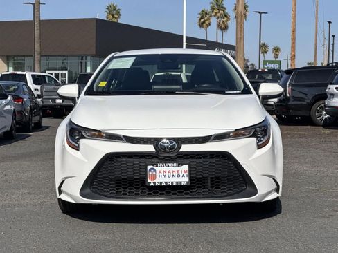 Used 2021 Toyota Corolla LE image 9