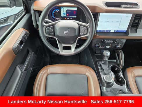 Used 2024 Ford Bronco Outer Banks AWD/4WD image 15