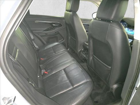 Used 2020 Land Rover Range Rover Evoque SE AWD/4WD image 11
