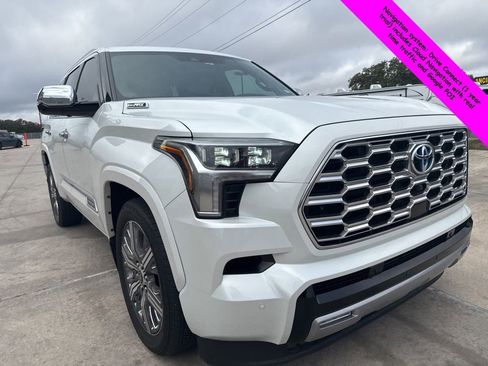 Used 2023 Toyota Sequoia Capstone image 7