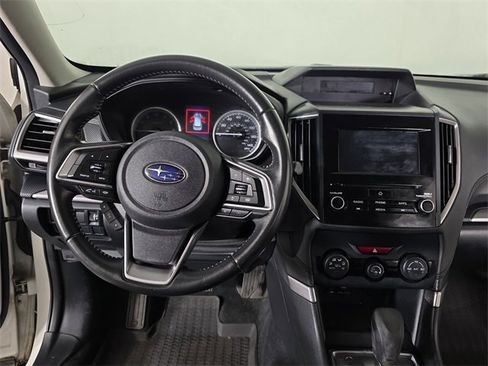 Used 2020 Subaru Forester Premium image 9