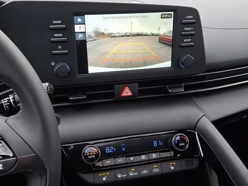 Used 2026 Hyundai Elantra SEL Sport Premium FWD image 14