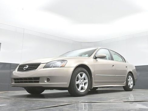Used 2005 Nissan Altima 2.5 SL w/ (G02) SL Pkg image 28