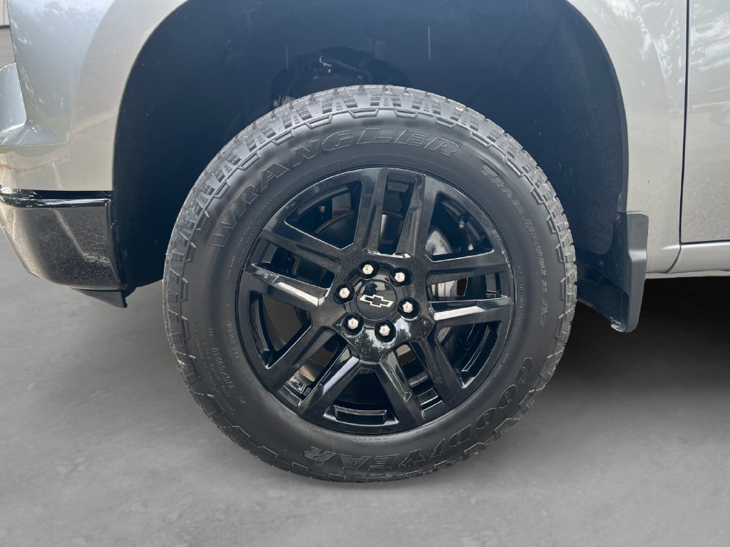 Certified 2024 Chevrolet Silverado 1500 LT Trail Boss w/ Convenience Package II AWD/4WD image 9