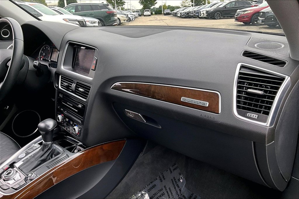 Used 2016 Audi Q5 2.0T Premium Plus w/ Technology Package AWD/4WD image 24