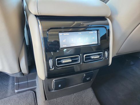 Used 2021 Lincoln Aviator Grand Touring w/ Equipment Group 301A AWD/4WD image 20