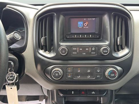 Used 2015 Chevrolet Colorado W/T w/ WT Convenience Package AWD/4WD image 21