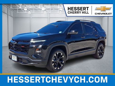 Certified 2025 Chevrolet Equinox RS FWD image 1