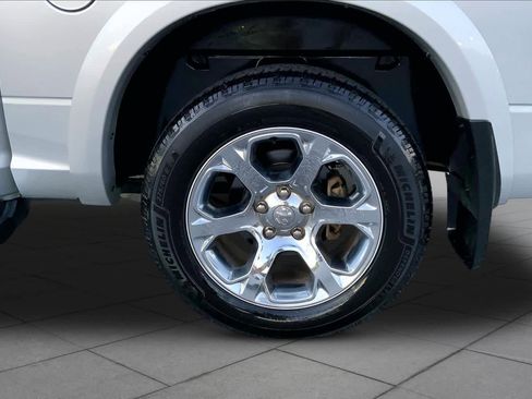 Used 2016 RAM 1500 Laramie w/ Convenience Group RWD image 11