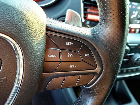 Used 2018 Dodge Durango GT RWD image 27