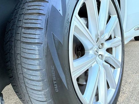 Used 2017 Volvo XC90 T8 Inscription w/ Vision Package image 20