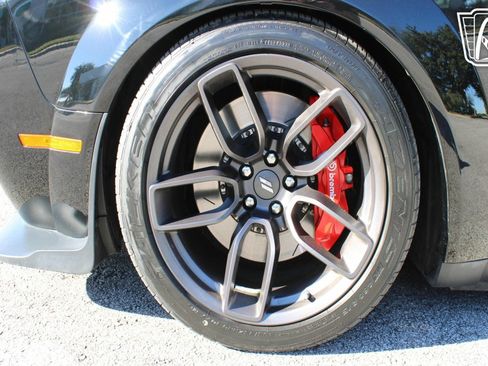 Used 2020 Dodge Challenger R/T Scat Pack RWD image 31