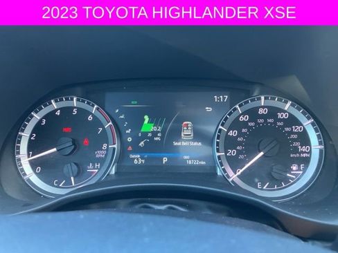 Used 2023 Toyota Highlander L image 28