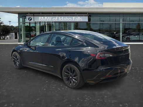 Used 2022 Tesla Model 3 Long Range AWD/4WD image 5