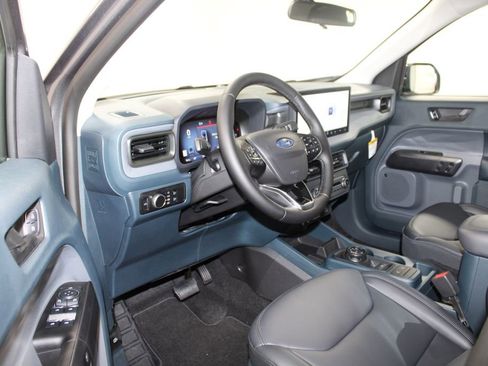 New 2025 Ford Maverick Lariat w/ Black Appearance Package image 21