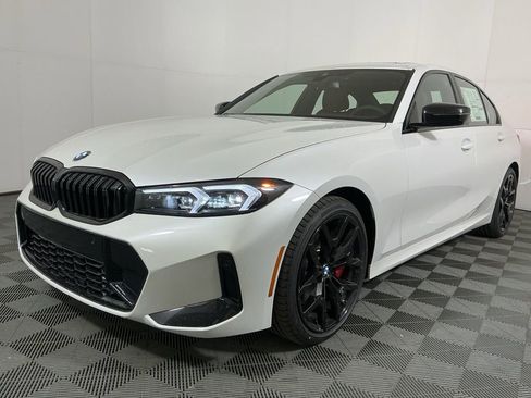 New 2026 BMW 330i Sedan w/ M Sport Package image 2