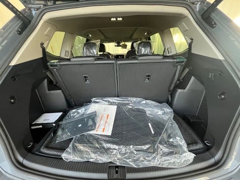 New 2026 Volkswagen Atlas SEL Premium R-Line AWD/4WD image 27