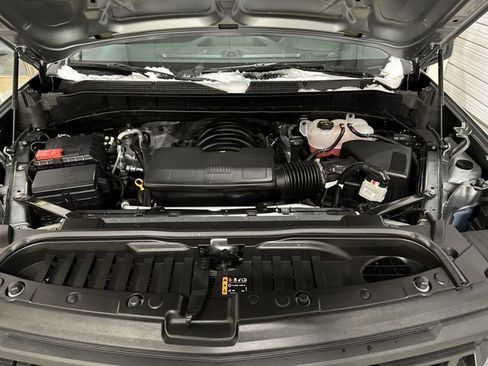 Used 2025 Chevrolet Silverado 1500 W/T w/ WT Value Package image 27