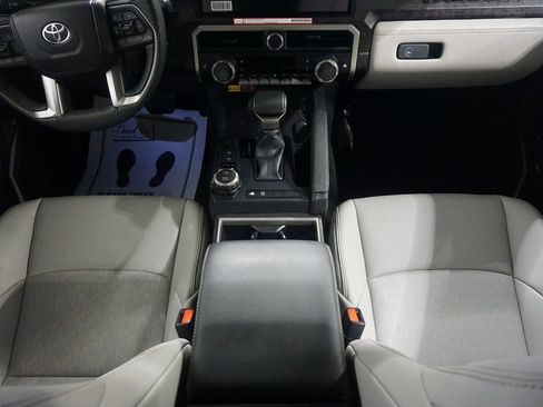 Certified 2025 Toyota Tacoma Limited image 31