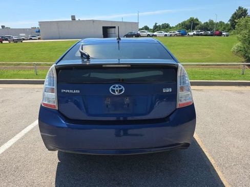 Used 2010 Toyota Prius One FWD image 4