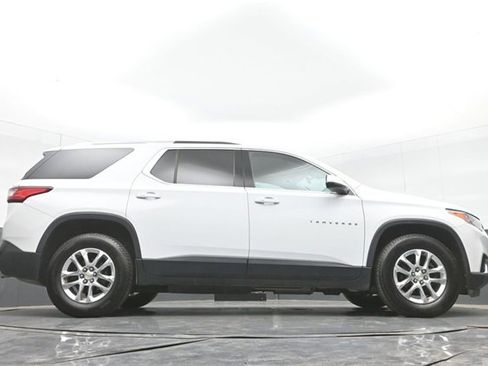 Used 2018 Chevrolet Traverse LT image 52