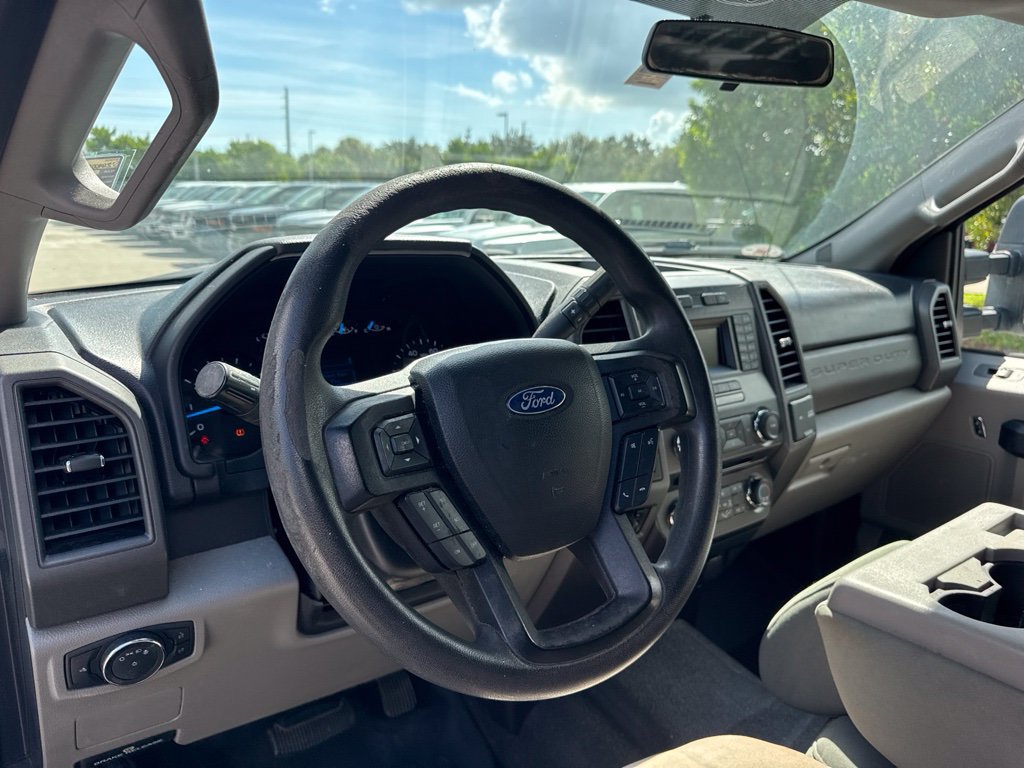 Used 2017 Ford F250 XL w/ Power Equipment Group AWD/4WD image 9
