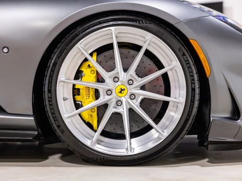 Used 2023 Ferrari 812 GTS image 28