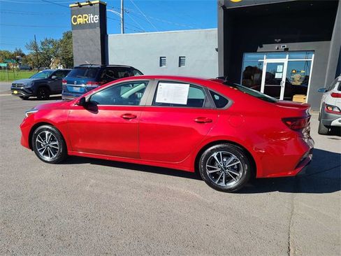 Used 2023 Kia Forte LXS image 10