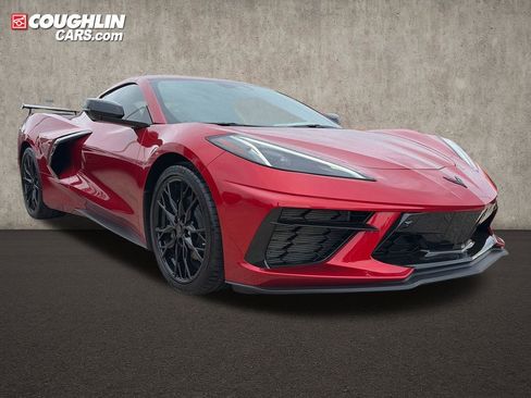 Used 2025 Chevrolet Corvette Stingray Preferred Cpe w/ Stealth Interior Trim Package RWD image 8