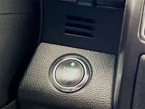 Used 2021 Ford Expedition Max Limited image 16