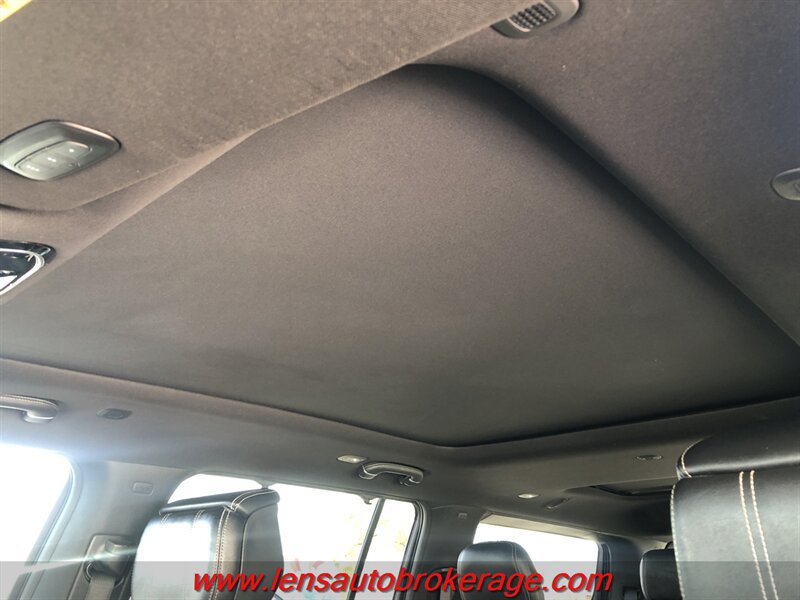 Used 2022 Jeep Grand Wagoneer Series I AWD/4WD image 14