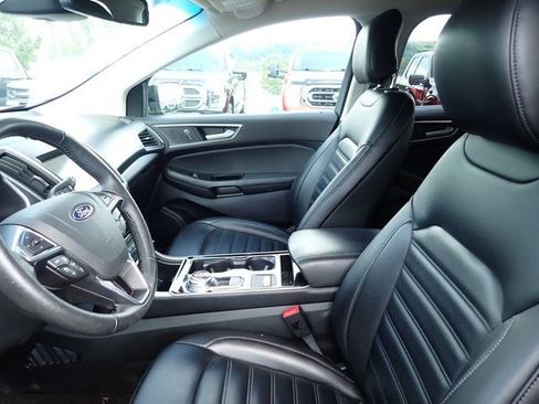 Used 2019 Ford Edge SEL w/ Equipment Group 201A AWD/4WD image 11