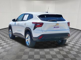 Used 2024 Chevrolet Trax LS w/ LS Convenience Package FWD video 3
