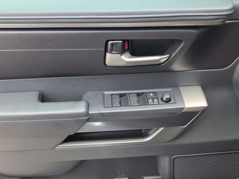 Certified 2025 Toyota Tundra SR5 AWD/4WD image 17