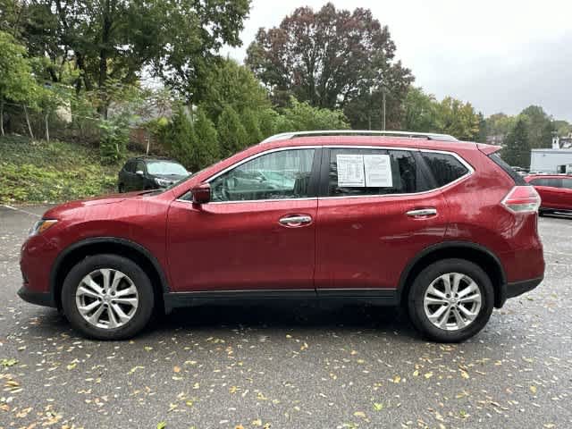 Used 2016 Nissan Rogue SV w/ SV Premium Package AWD/4WD image 2