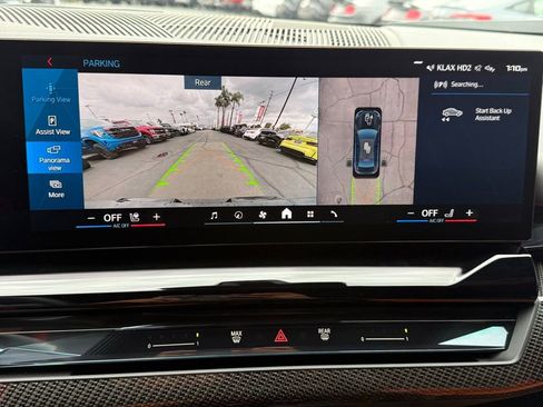 Used 2025 BMW M5 w/ Executive Package image 35