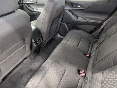 Used 2025 Chevrolet Equinox LT AWD/4WD image 21
