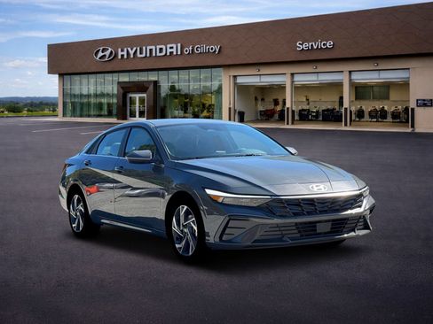 New 2026 Hyundai Elantra Limited FWD image 11
