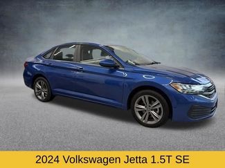 Used 2024 Volkswagen Jetta SE FWD video 2