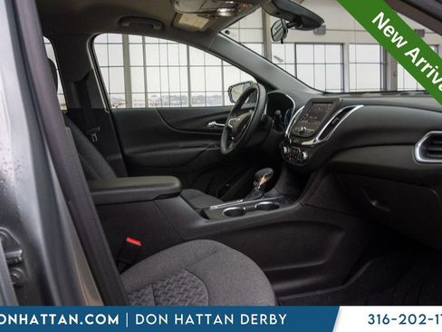 Used 2024 Chevrolet Equinox LT w/ LPO, Floor Liner Package FWD image 23
