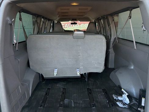 Used 2017 Chevrolet Express 3500 LS image 14