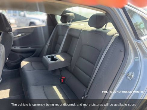 Used 2023 Chevrolet Malibu LT FWD image 12