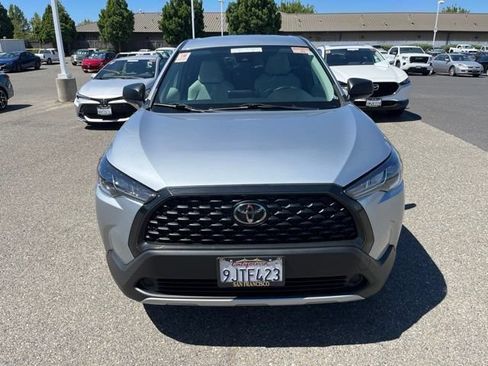 Used 2022 Toyota Corolla Cross L AWD/4WD image 2