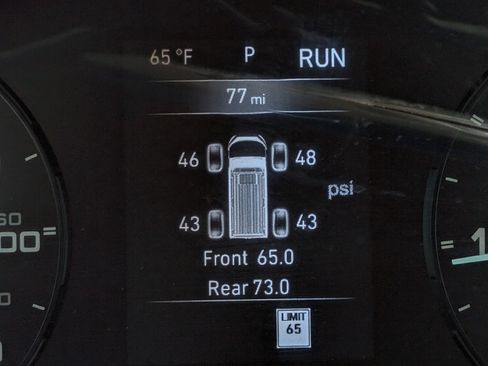 Used 2023 RAM ProMaster 3500 w/ Premium Appearance Group FWD image 4