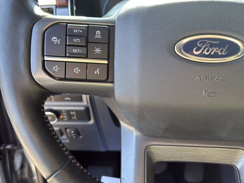 Used 2022 Ford F150 Lariat w/ Equipment Group 502A High image 17