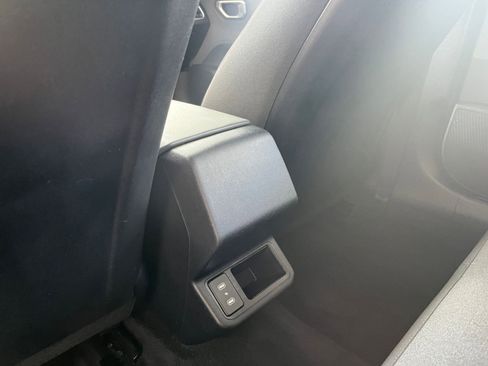 Used 2025 Kia K4 LXS image 24