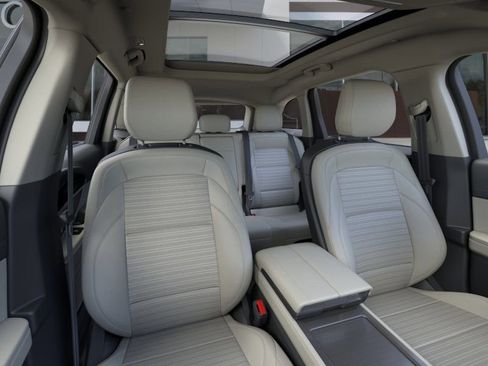 New 2026 Lincoln Nautilus Reserve w/ Jet Appearance Package AWD/4WD image 11