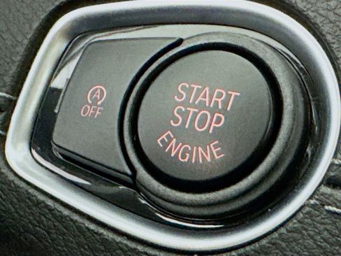 Used 2021 BMW X1 sDrive28i w/ M Sport Package image 19