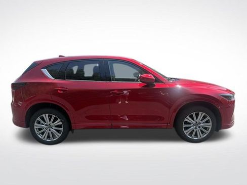 Used 2023 MAZDA CX-5 Signature AWD/4WD image 6