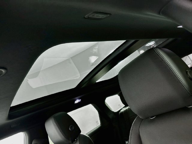 New 2026 Land Rover Range Rover Evoque S AWD/4WD image 14